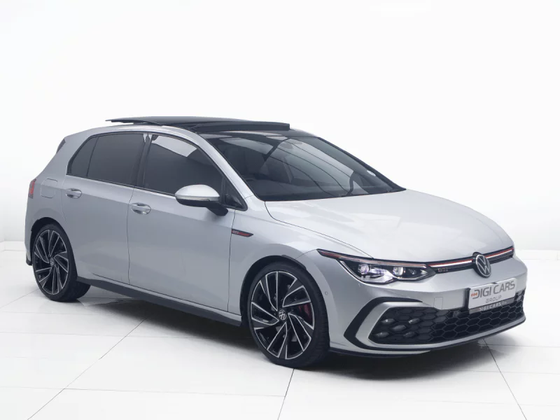 Volkswagen Golf 8 GTI 2.0 TSI DSG 2021