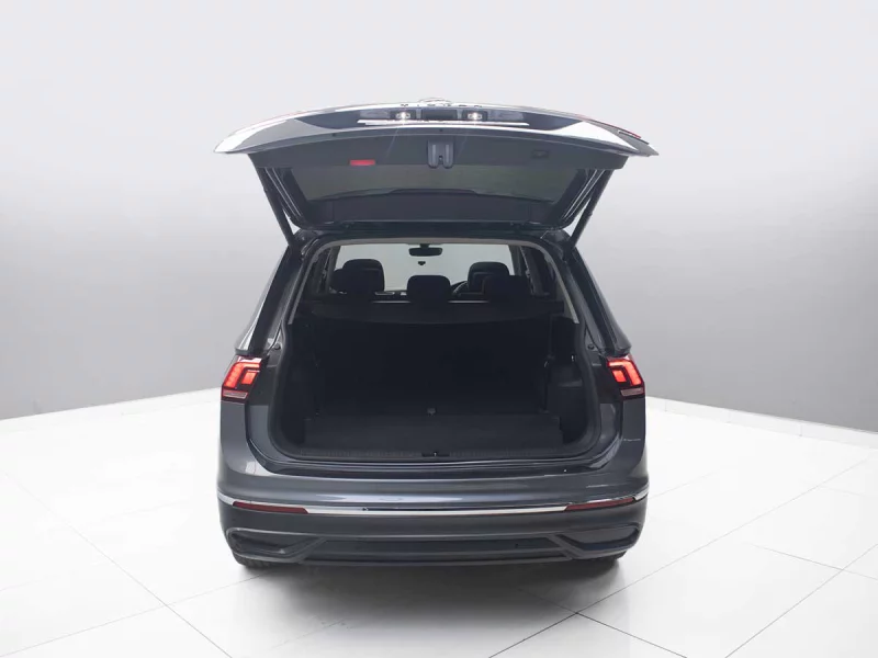 Vehicle Image for 13/23for Volkswagen Tiguan Allspace 1.4 TSI Life DSG