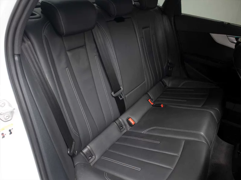 Vehicle Image for 22/24for Audi A4 Black Edition 35 TFSI S tronic