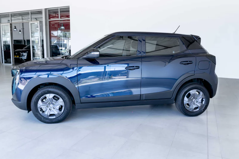Vehicle Image for 6/24for Mahindra XUV3X0 1.2 MX3 MT