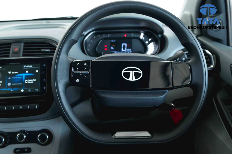 Vehicle Image for 15/21for Tata Tiago 1.2 XT MT
