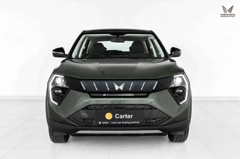 Vehicle Image for 3/29for Mahindra XUV3X0 1.2 MX3 MT