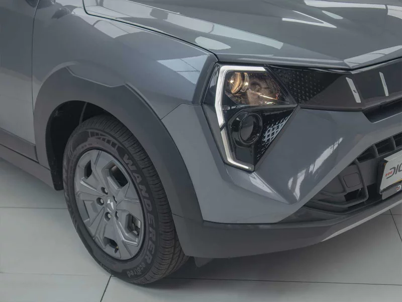 Vehicle Image for 5/21for Mahindra XUV3X0 1.2 MX3 MT