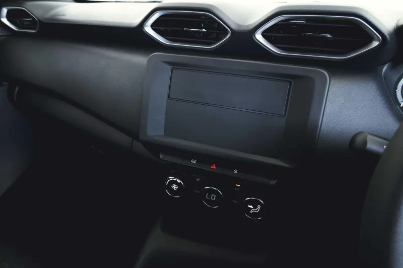 Vehicle Image for 17/27for Nissan Magnite 1.0 Visia MT