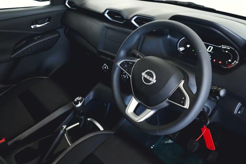 Vehicle Image for 18/27for Nissan Magnite 1.0 Visia MT