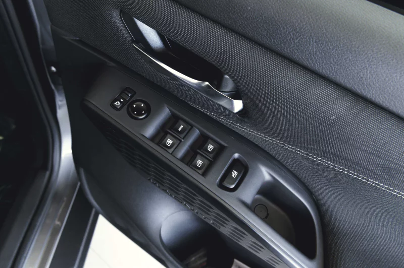 Vehicle Image for 23/27for Nissan Magnite 1.0 Visia MT