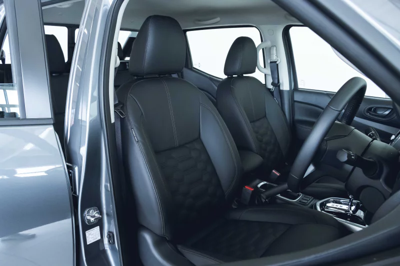 Vehicle Image for 26/26for Nissan Navara Stealth 2.5DDTi 4x2 AT