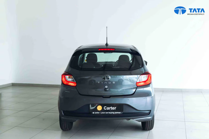 Vehicle Image for 14/26for Tata Tiago 1.2 XT MT