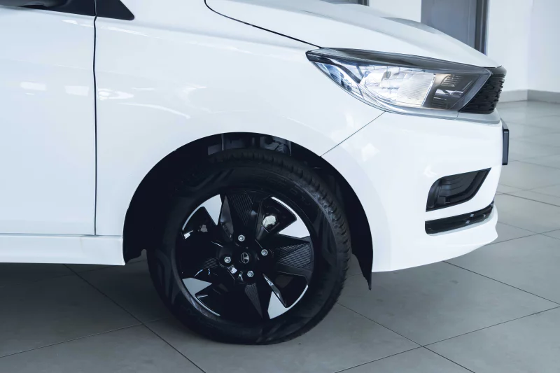 Vehicle Image for 10/26for Tata Tiago 1.2 XT AMT