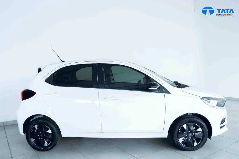 Vehicle Image for 4/26for Tata Tiago 1.2 XT AMT