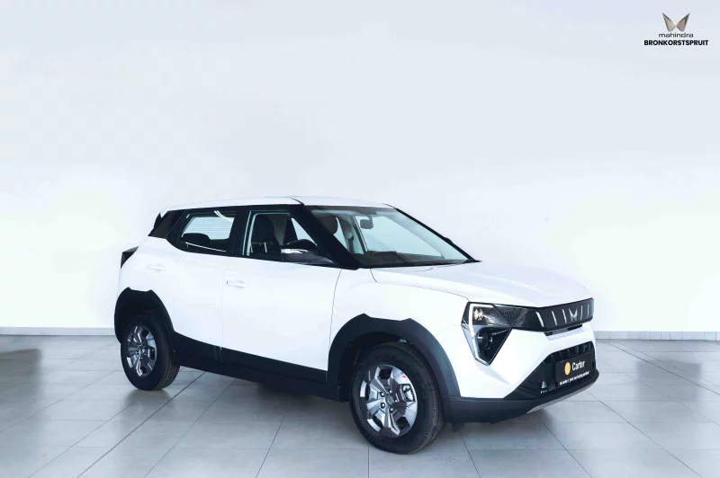 Vehicle Image for 2/16for Mahindra XUV3X0 1.2 MX3 MT