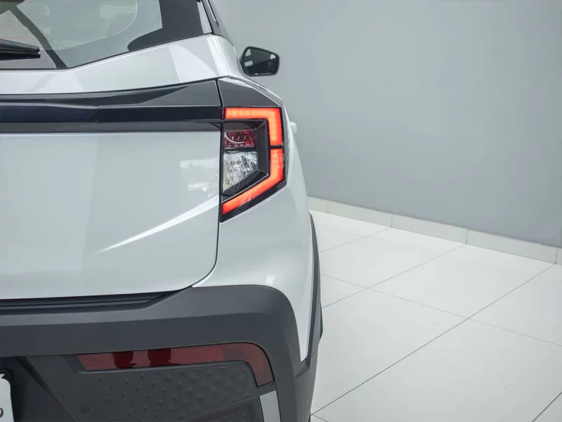 Vehicle Image for 9/21for Mahindra XUV3X0 1.2 MX2 AT
